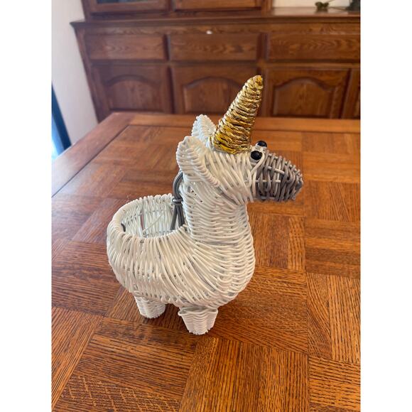 Pottery Barn Kids Woven pencil holder unicorn - Picture 2 of 7